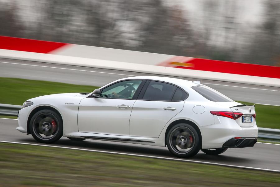  Alfa Romeo Giulia Veloce Ti Q4 (952) 2018 года  (фото 6 из 9)